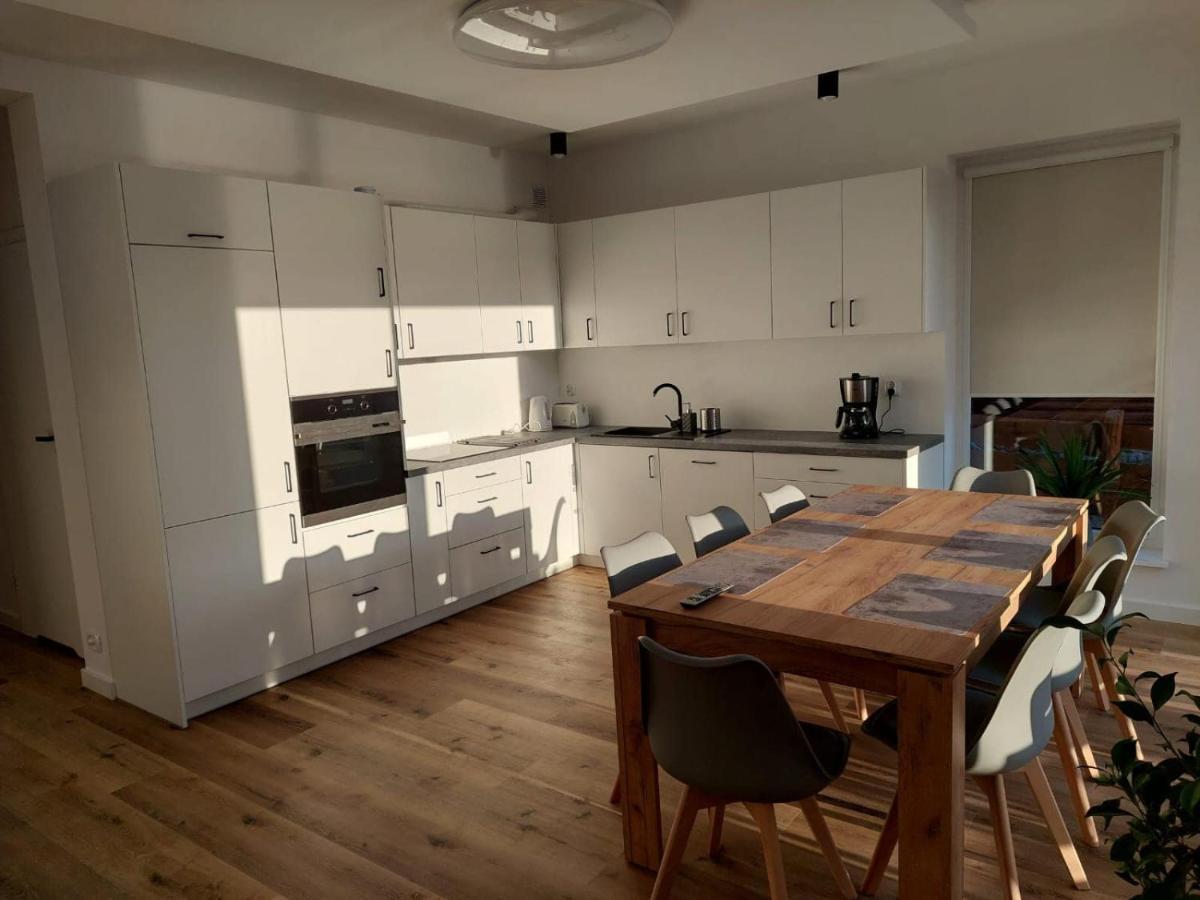 Dom Nad Jeziorem Gaja House Jadamowo Екстериор снимка