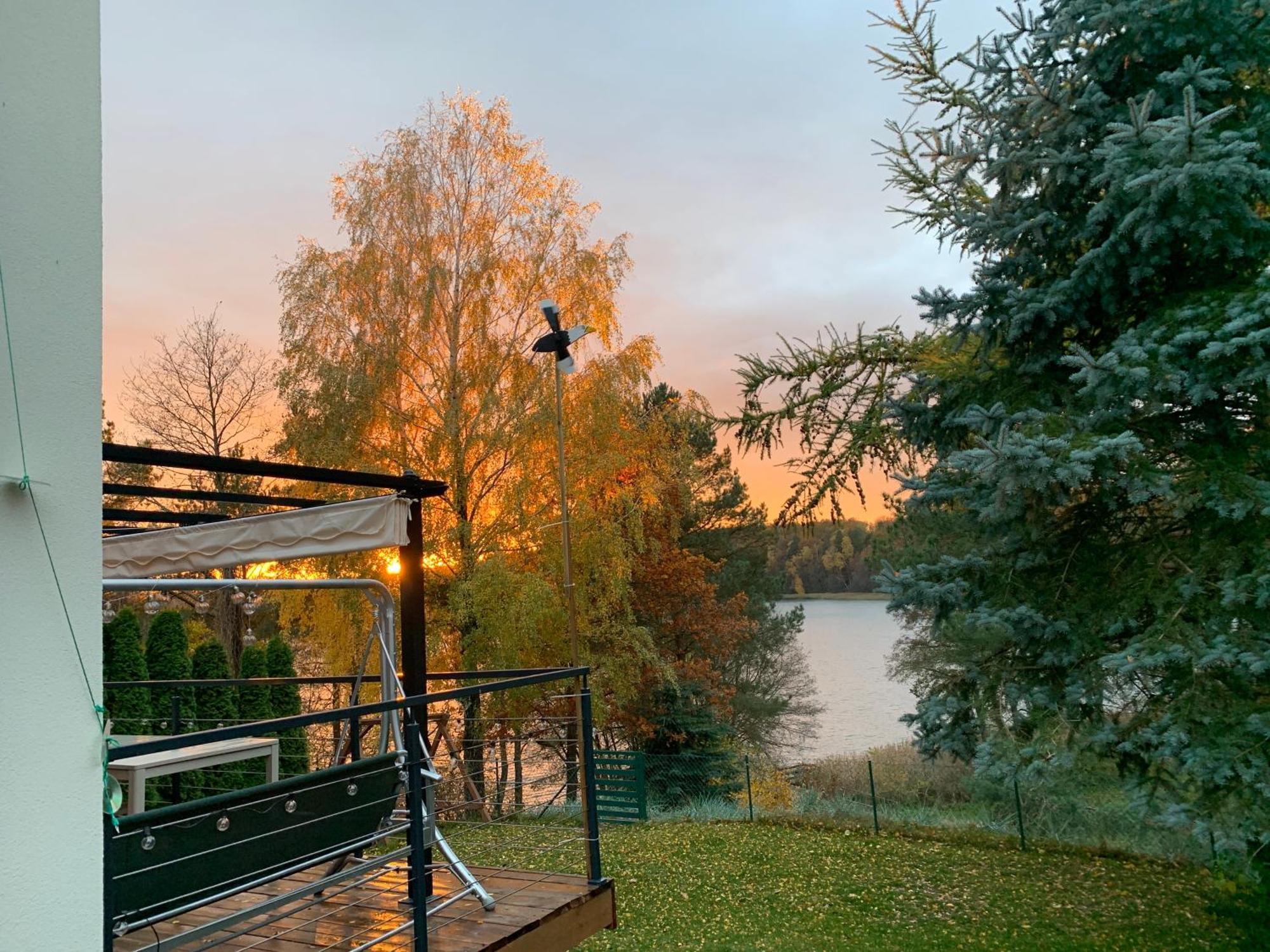 Dom Nad Jeziorem Gaja House Jadamowo Екстериор снимка