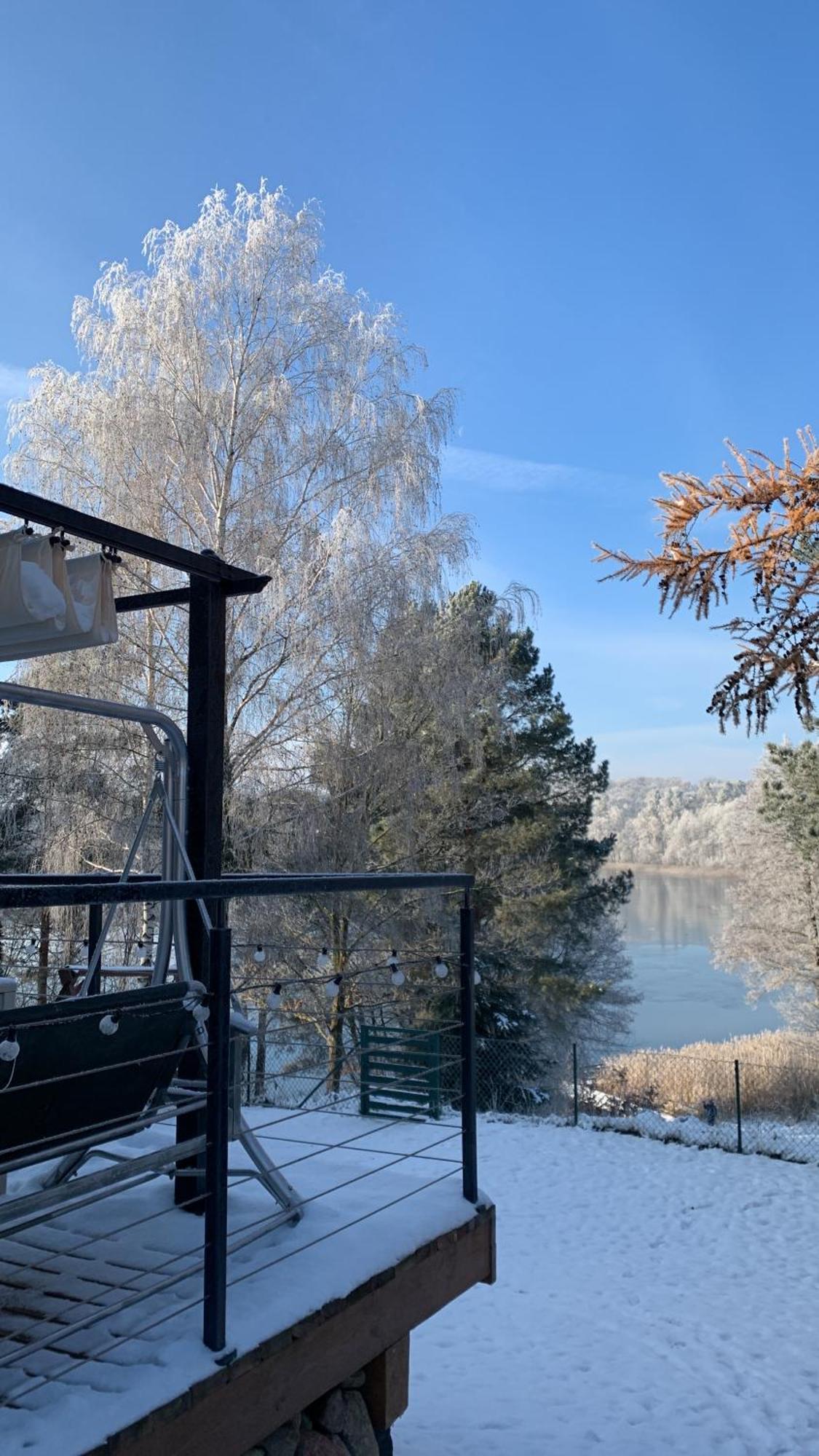 Dom Nad Jeziorem Gaja House Jadamowo Екстериор снимка